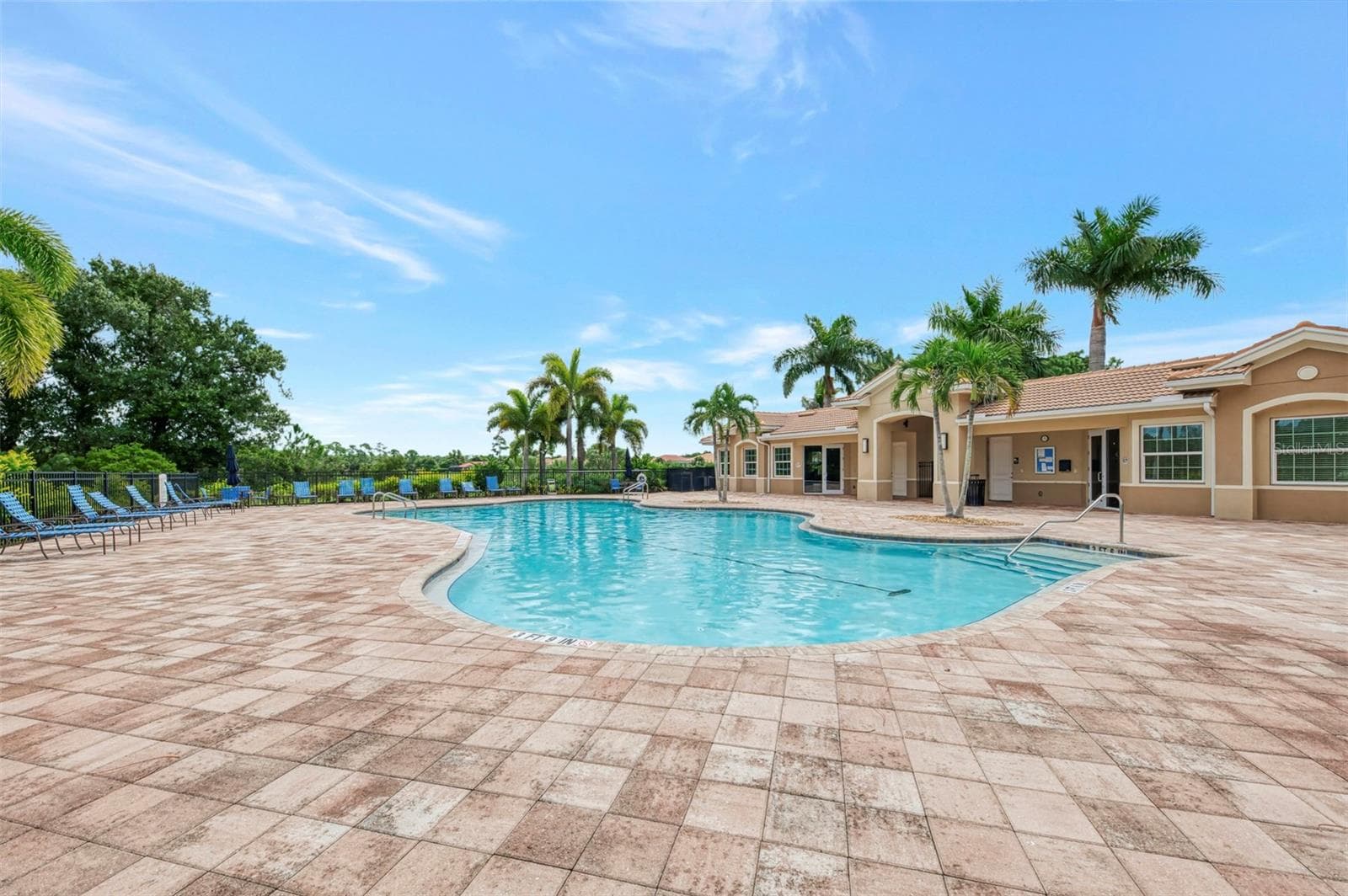 Single Family Residence at 11662 PARROTFISH ST, VENICE, photo 69 of 79
