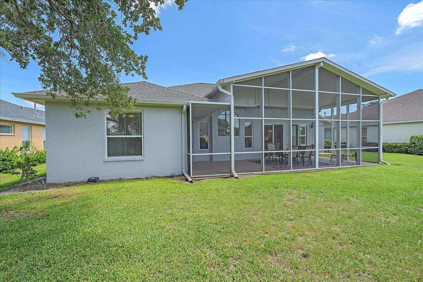 Single Family Residence at 8015 SPRING MARSH DR, BRADENTON, photo 15 of 49