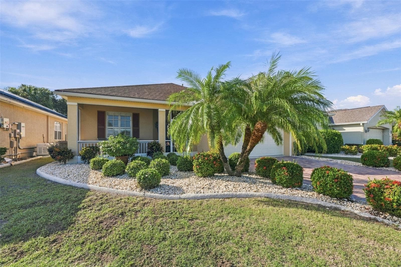 1106 EMERALD DUNES DR