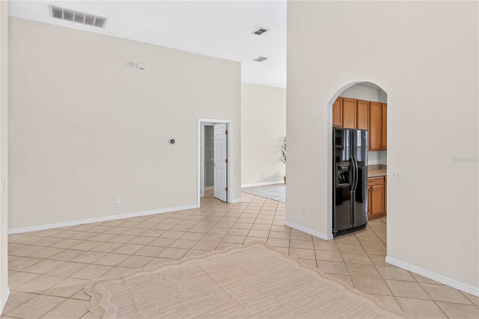 Single Family Residence at 330 LAKE AMBERLEIGH DR, WINTER GARDEN, photo 13 of 100