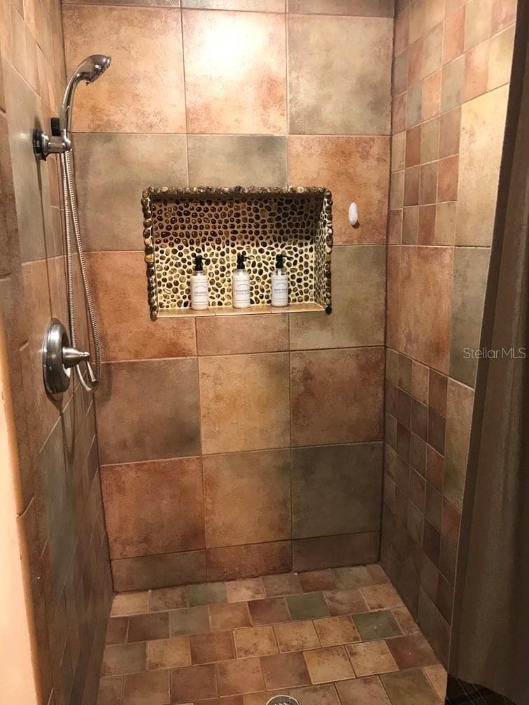 Unit 1 master bath - 31026 NOCATEE TRL, SORRENTO