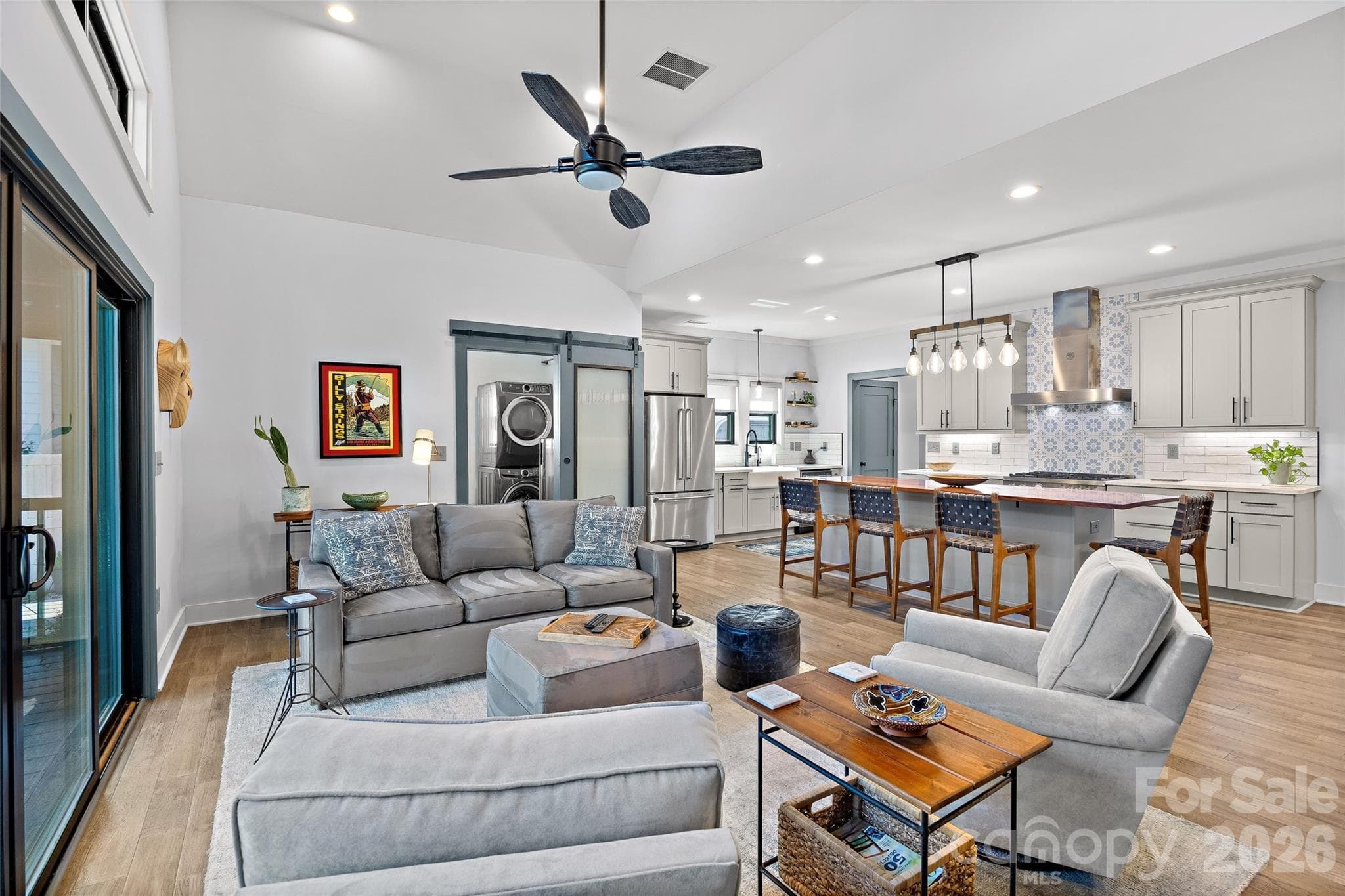 Single Family Residence at 1518 Ivey Drive, Charlotte, photo 22 of 48