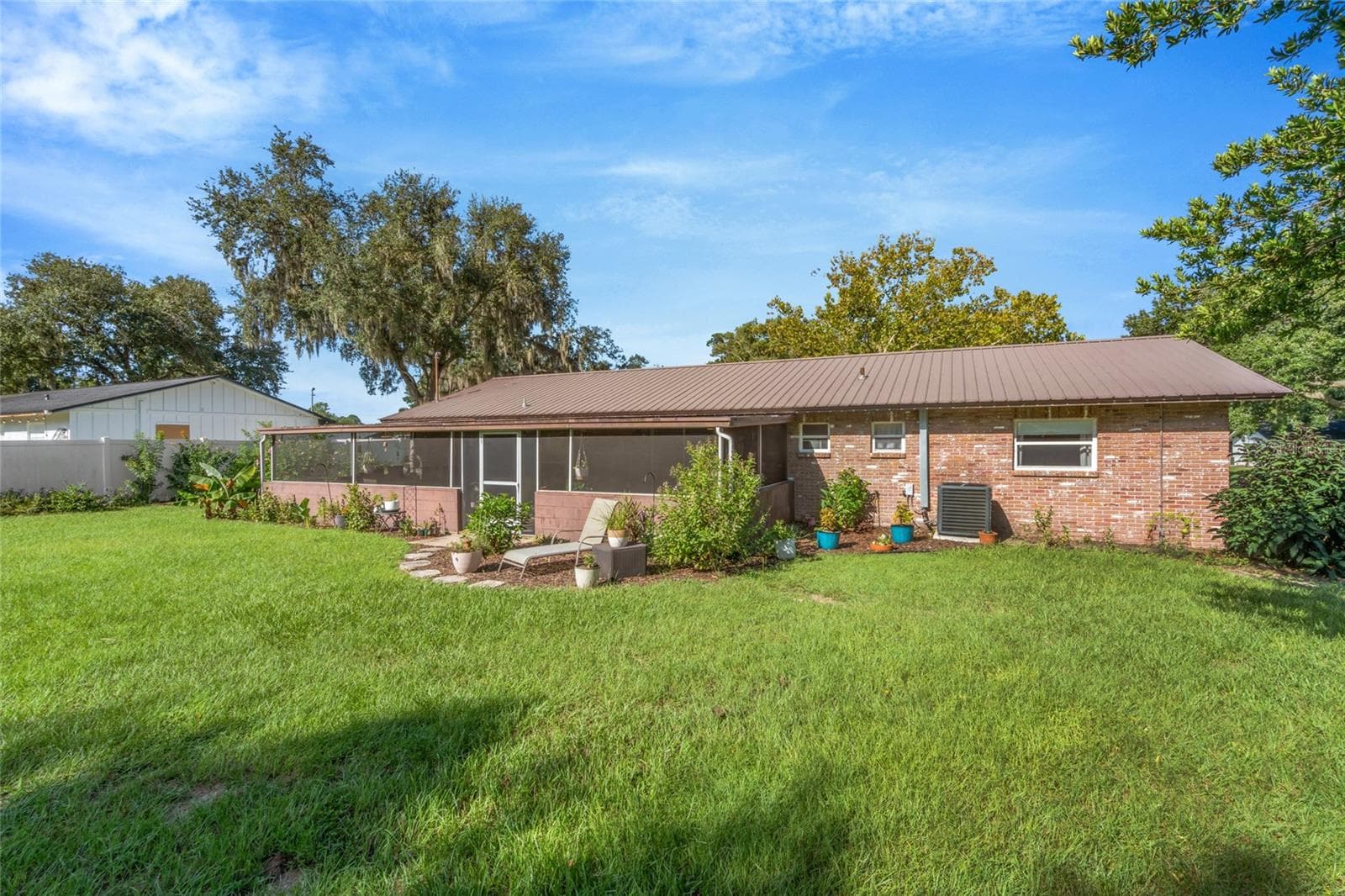 Single Family Residence at 12212 FLORAL LN, THONOTOSASSA, photo 32 of 33