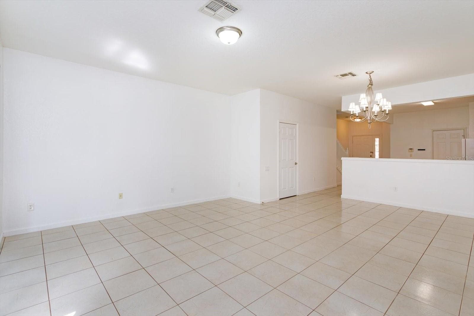 Townhouse at 2520 STOCKTON DR, SANFORD, photo 13 of 28
