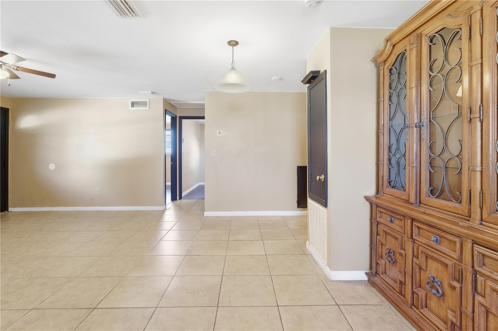 Dining area - 3770 SW 147TH LANE RD, OCALA