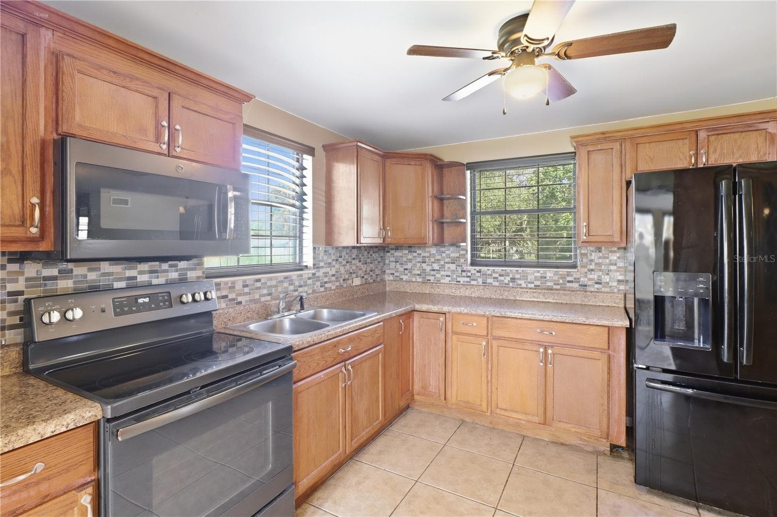 Newer Appliances - 3770 SW 147TH LANE RD, OCALA