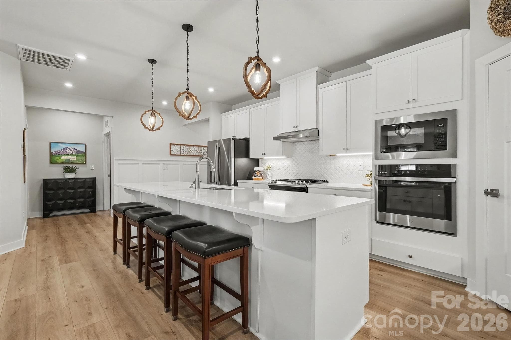 Spacious kitchen double ovens, huge island!! - 6513 Cumberland Drive, Harrisburg
