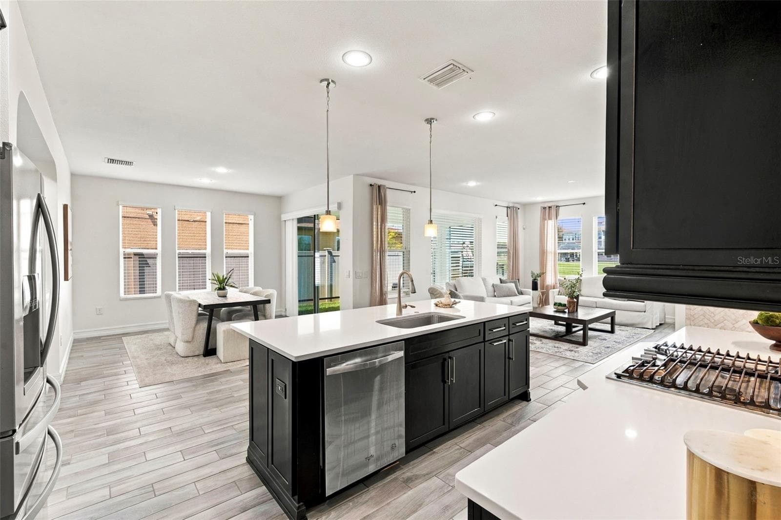 Single Family Residence at 28907 REVARO LN, WESLEY CHAPEL, photo 27 of 100