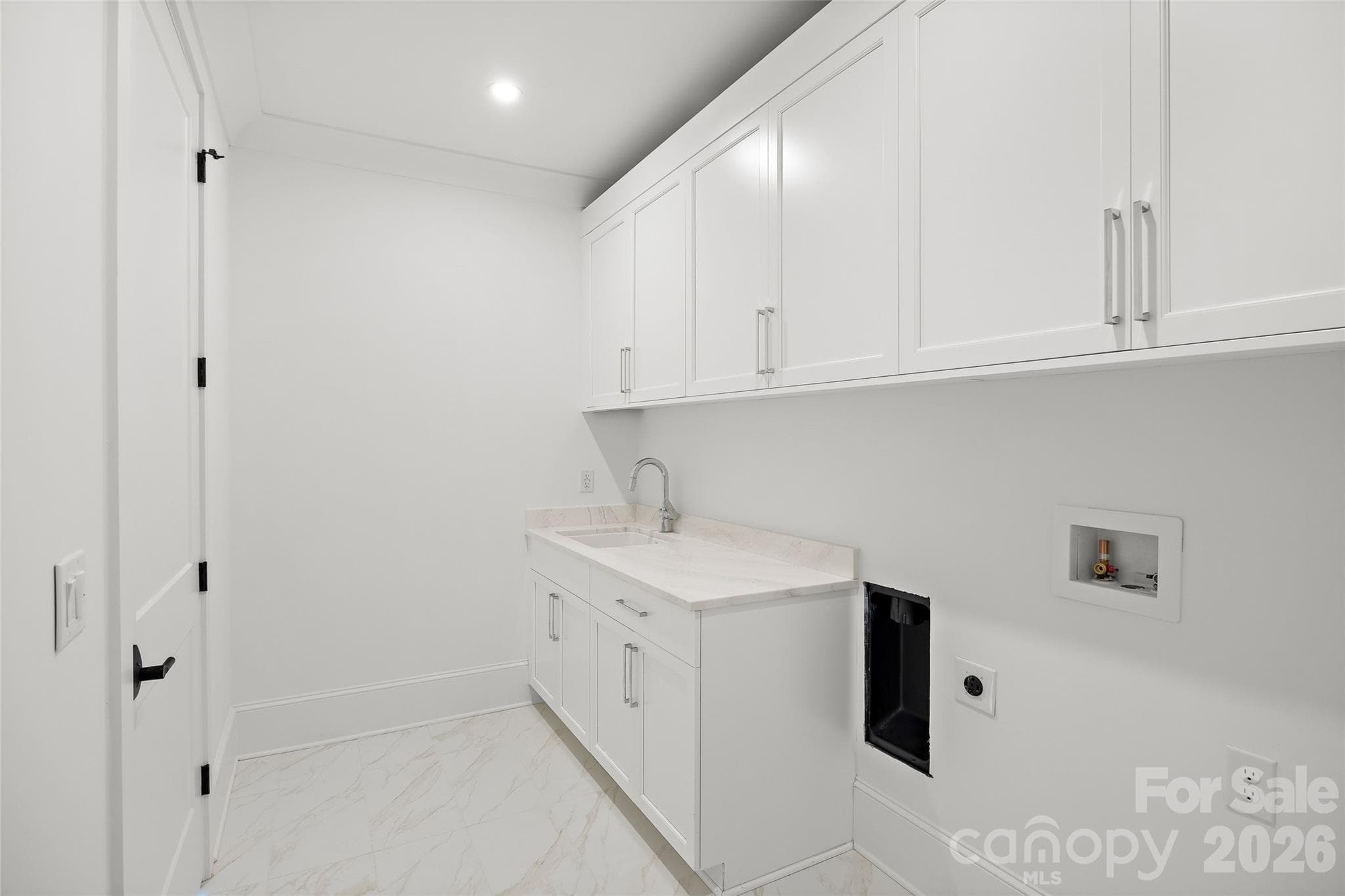 Condominium at 409 Queens Road, Charlotte, photo 34 of 48