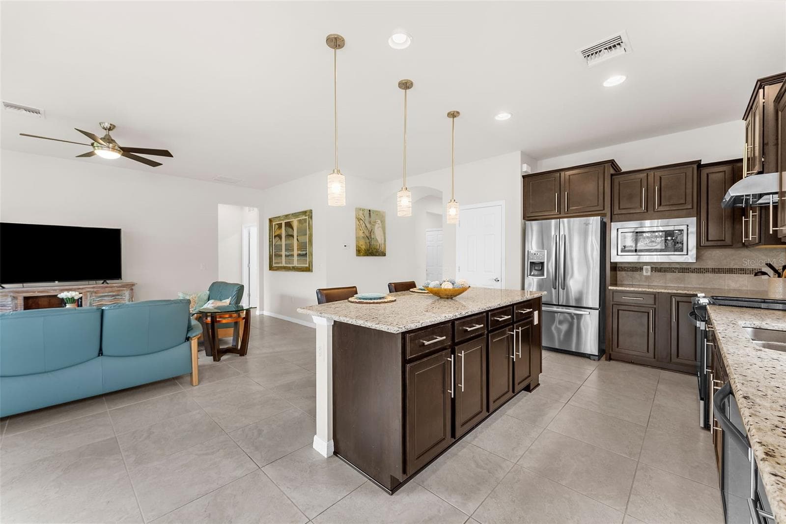 Tile floor - 13825 KARINA ST, VENICE