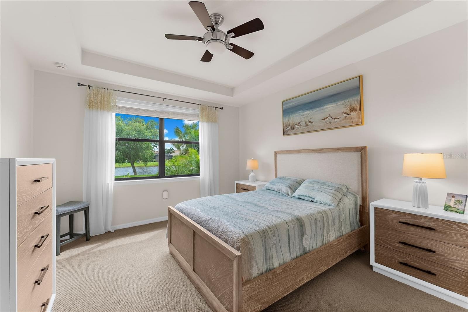 Primary bedroom - 13825 KARINA ST, VENICE