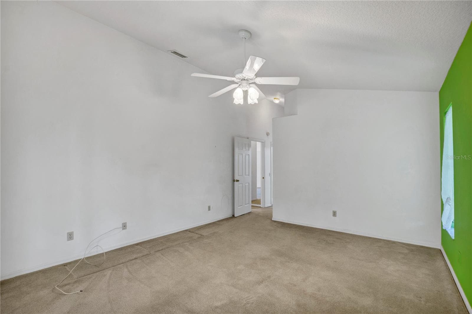 Single Family Residence at 742 SANTA MARIA DR, WINTER HAVEN, photo 16 of 59