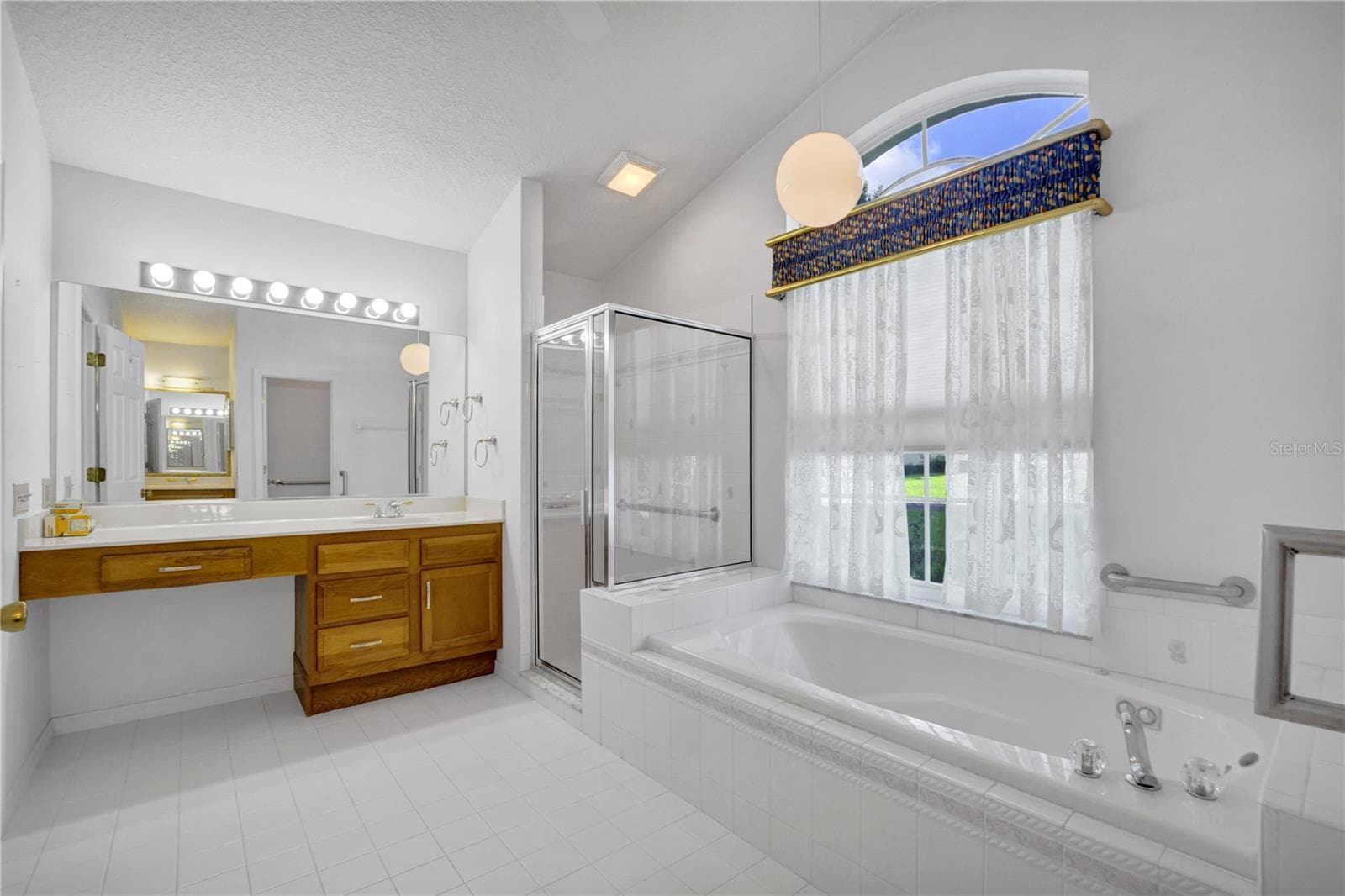 Single Family Residence at 742 SANTA MARIA DR, WINTER HAVEN, photo 21 of 59