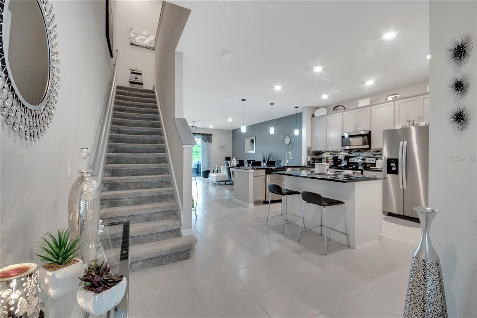 entrance - 3725 PLAINVIEW DR, ORLANDO