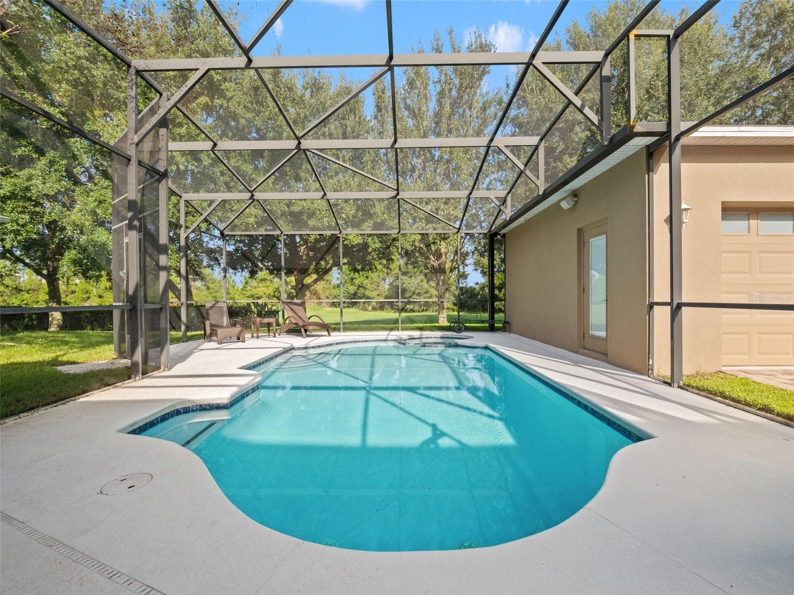 Single Family Residence at 6158 MERIWETHER CRES, WINTER GARDEN, photo 3 of 57