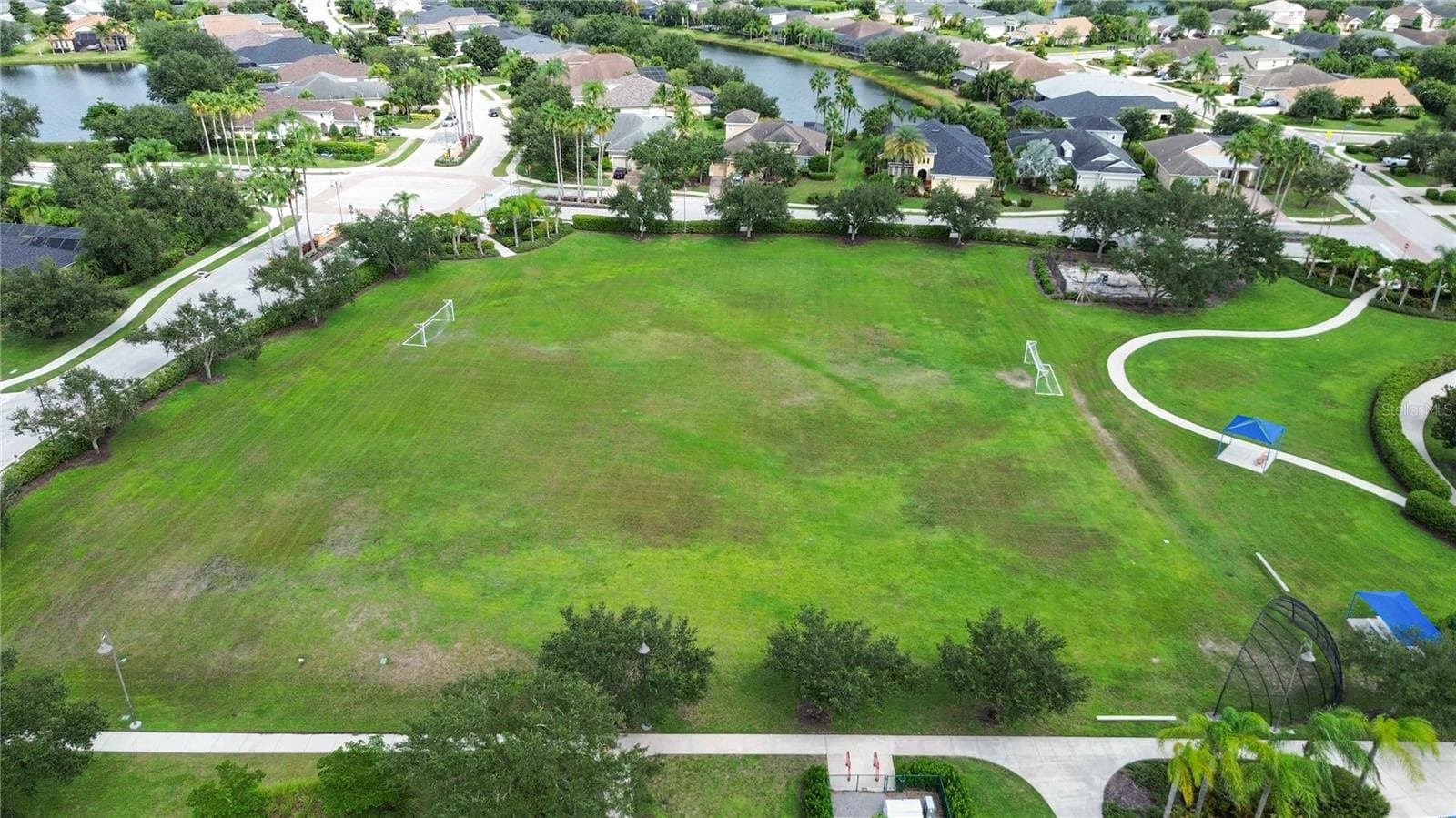 Single Family Residence at 11419 PIEDMONT PARK XING, BRADENTON, photo 44 of 55