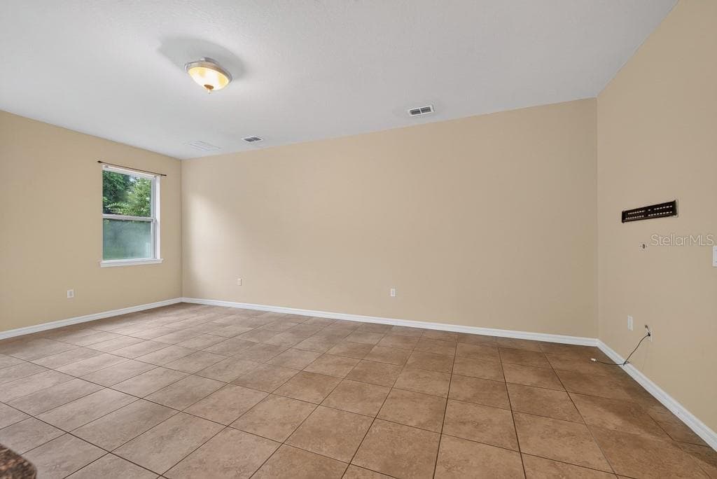 Single Family Residence at 11601 TANGLE STONE DR, GIBSONTON, photo 4 of 54