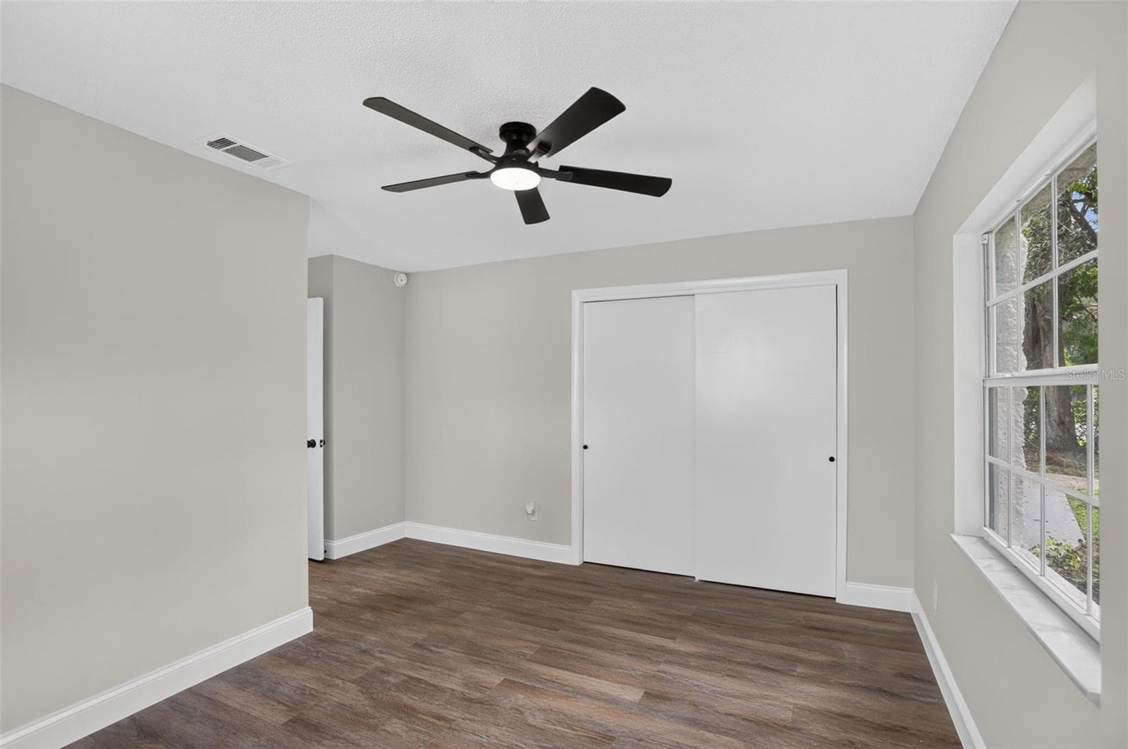 Single Family Residence at 405 CHESTNUT AVE, ALTAMONTE SPRINGS, photo 13 of 33