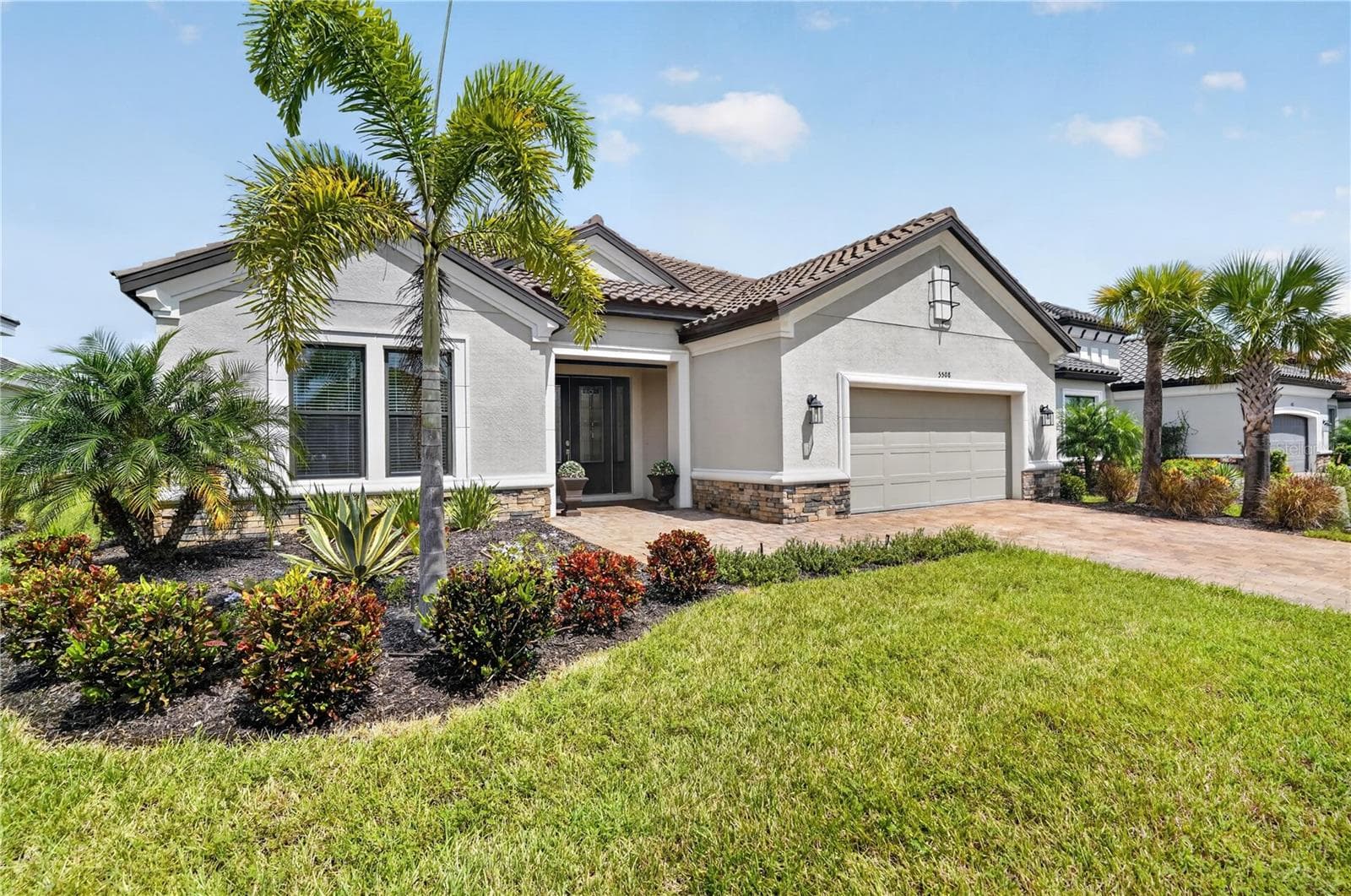 Single Family Residence at 5508 CASERTA CT, PALMETTO, photo 3 of 83