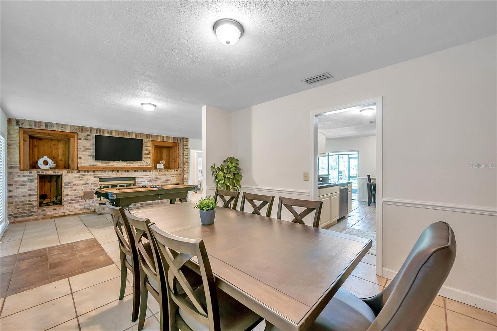 Single Family Residence at 7405 WILLIAMS RD, SEFFNER, photo 17 of 94
