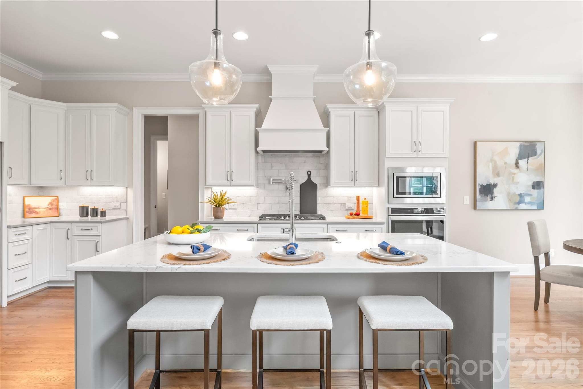 Single Family Residence at 229 South Shore Drive, Belmont, photo 11 of 48