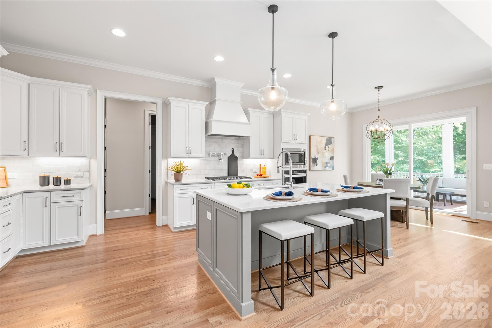 Single Family Residence at 229 South Shore Drive, Belmont, photo 12 of 48