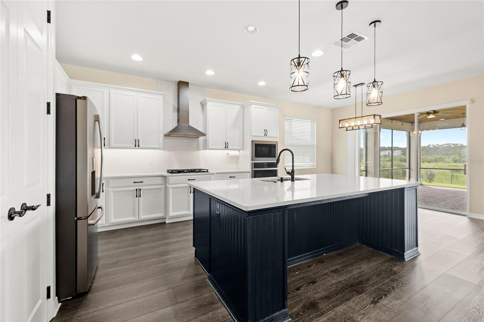 Single Family Residence at 16668 SANCTUARY DR, WINTER GARDEN, photo 7 of 37