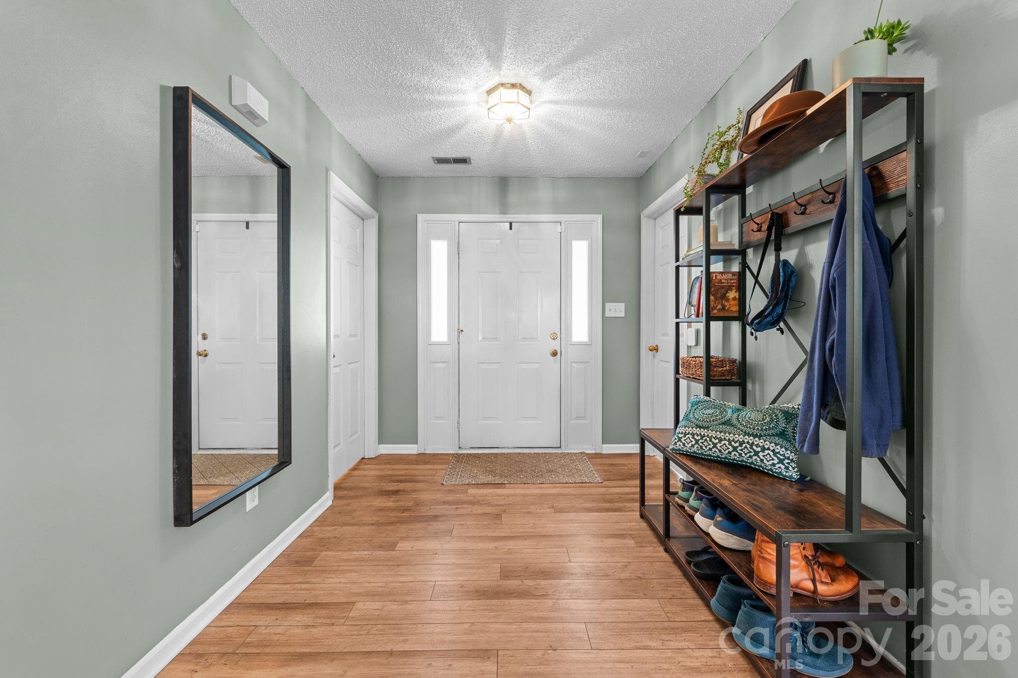 Single Family Residence at 5204 Ashie Avenue, Matthews, photo 4 of 19