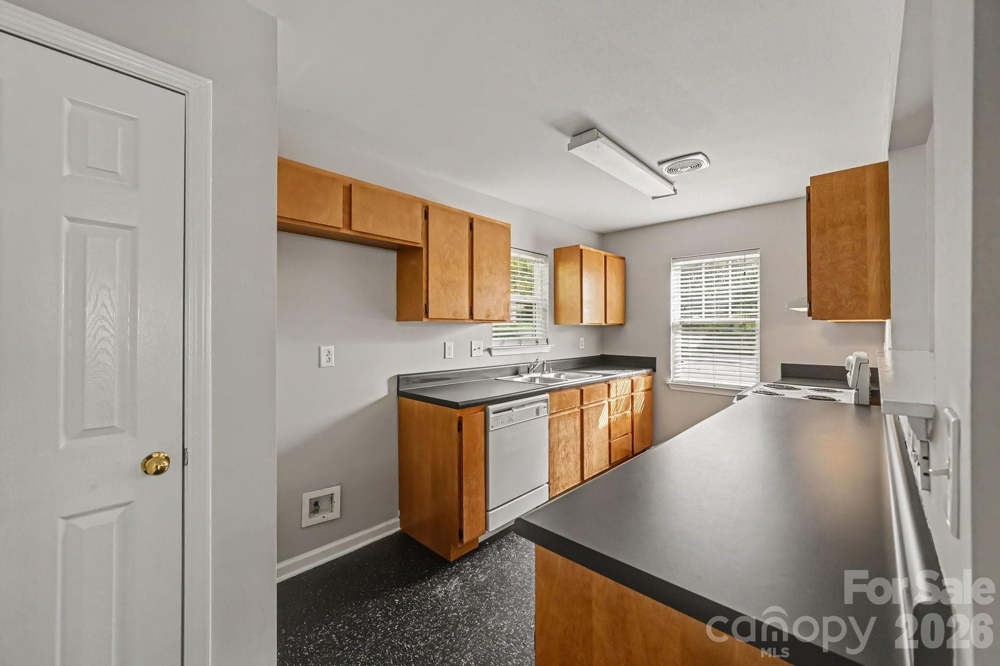 Single Family Residence at 619 Pennsylvania Avenue, Charlotte, photo 10 of 26