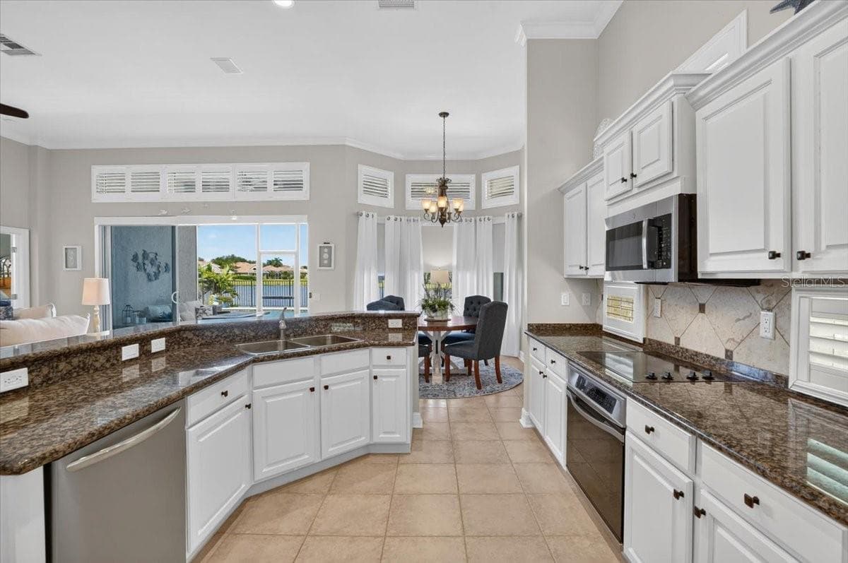 Single Family Residence at 9736 SAGO POINT DR, SEMINOLE, photo 27 of 61