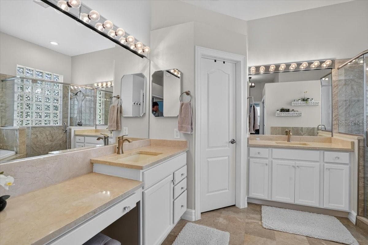 Single Family Residence at 9736 SAGO POINT DR, SEMINOLE, photo 35 of 61