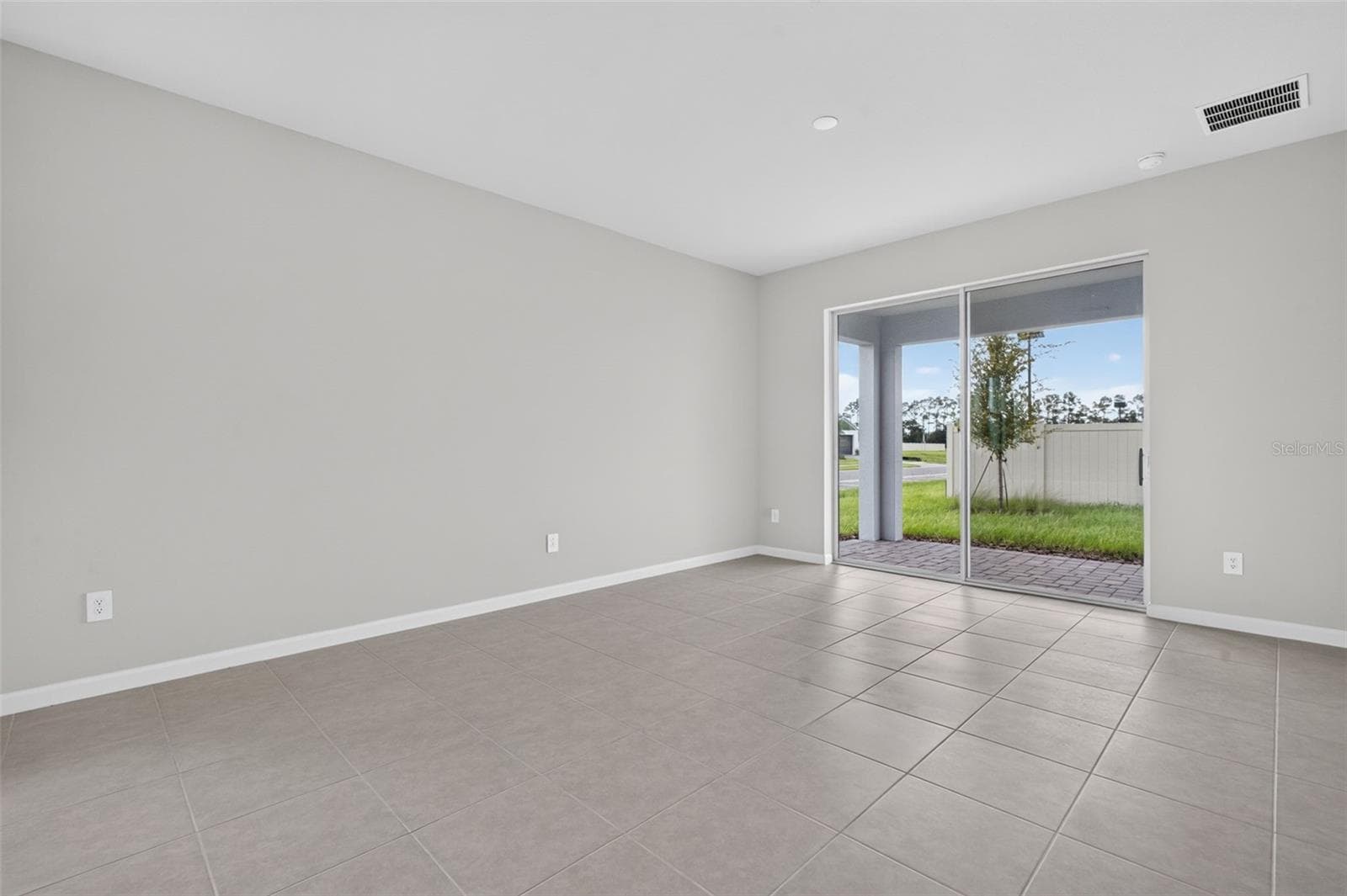 Single Family Residence at 34880 ARBOR RETREAT DR, DADE CITY, photo 12 of 35