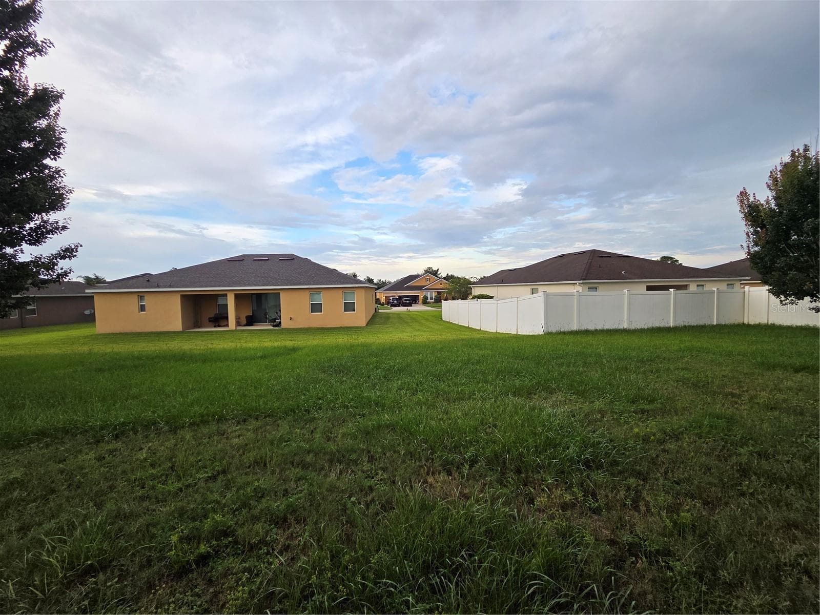 Back Yard - 1422 SHARON ROSE TRCE, DELTONA
