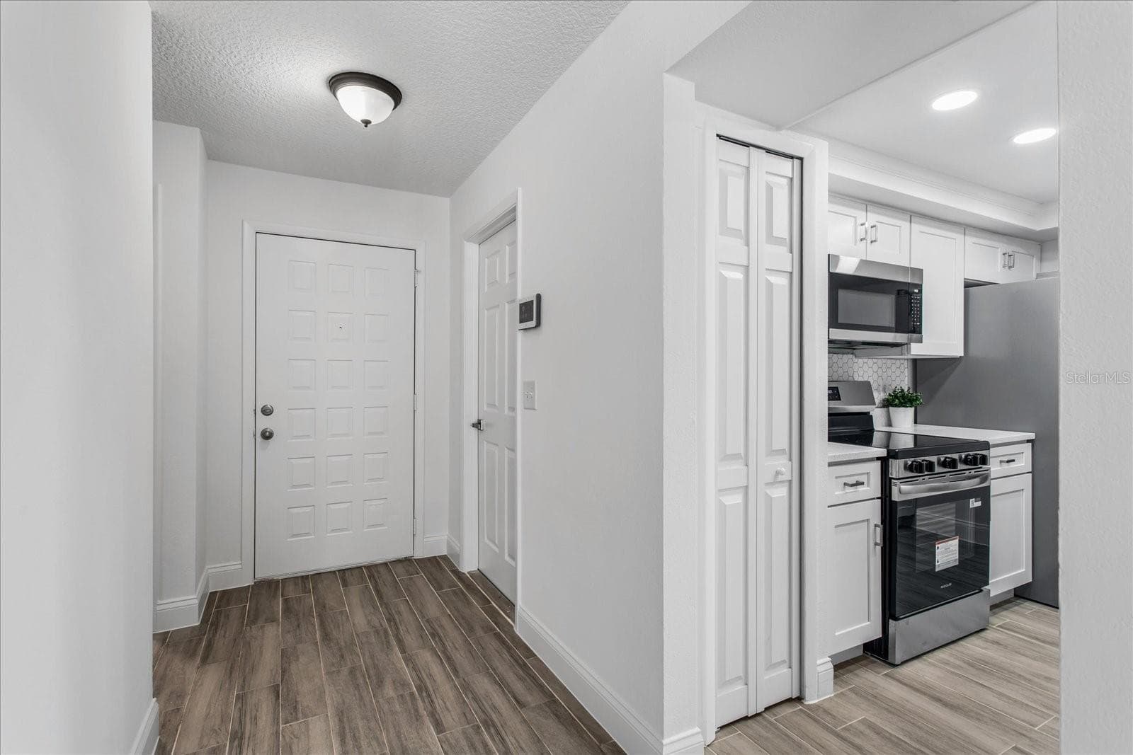 Townhouse at 2754 CATTAIL CT, LONGWOOD, photo 8 of 42