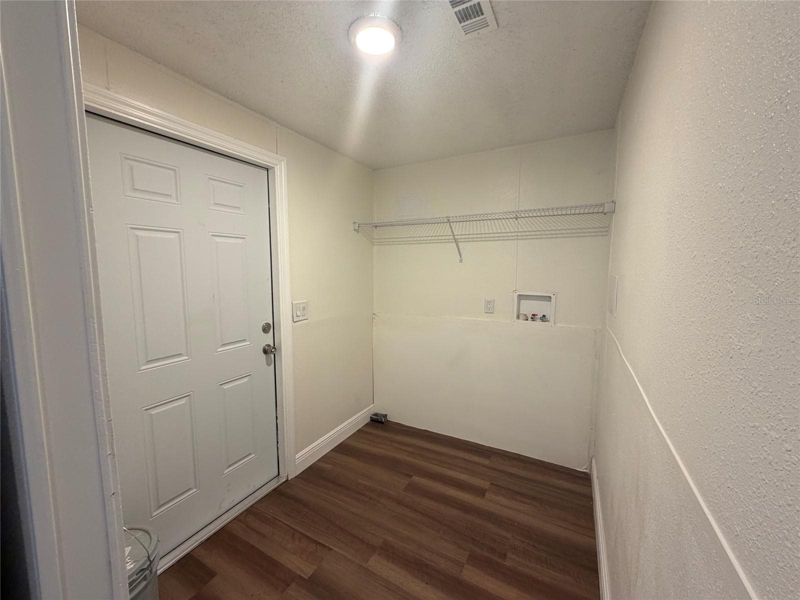 Manufactured Home at 3736 VALLEY FARM RD, LAKELAND, photo 17 of 19