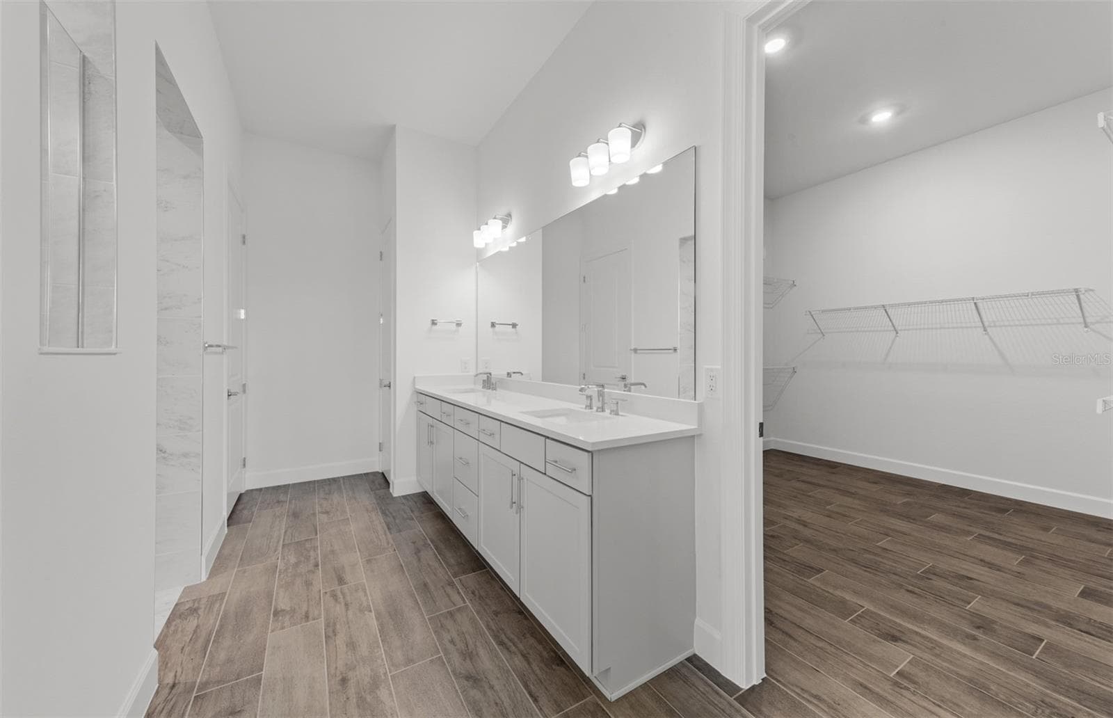 Photo depicts the actual home available for sale. - 5027 GOLDEN SHORE CT, LAKEWOOD RANCH