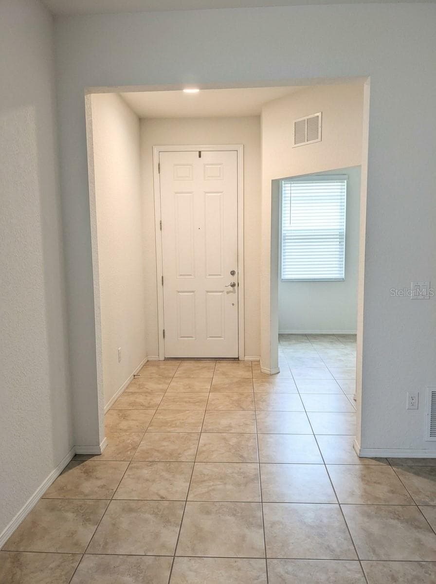 Single Family Residence at 21846 BELGIAN CT, MOUNT DORA, photo 14 of 18