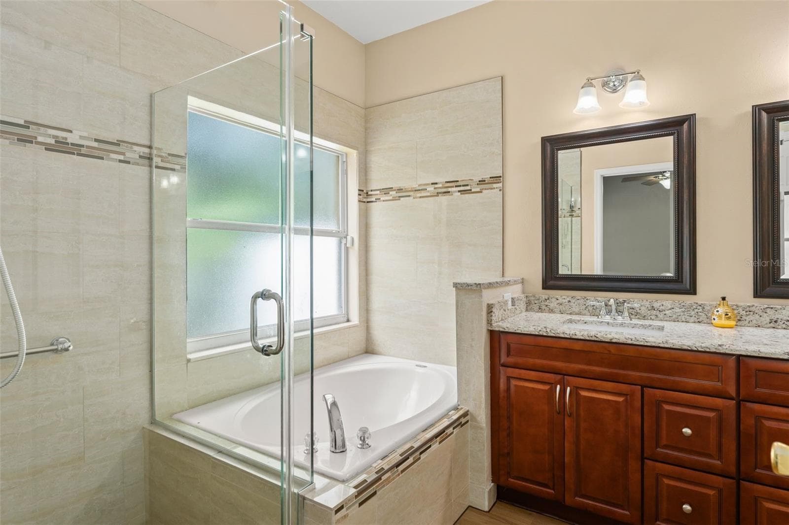 Primary Bath - 14127 SOUTHERN RED MAPLE DR, ORLANDO