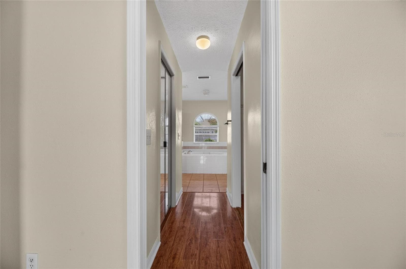 Single Family Residence at 4404 KENDAL CT, VALRICO, photo 18 of 91