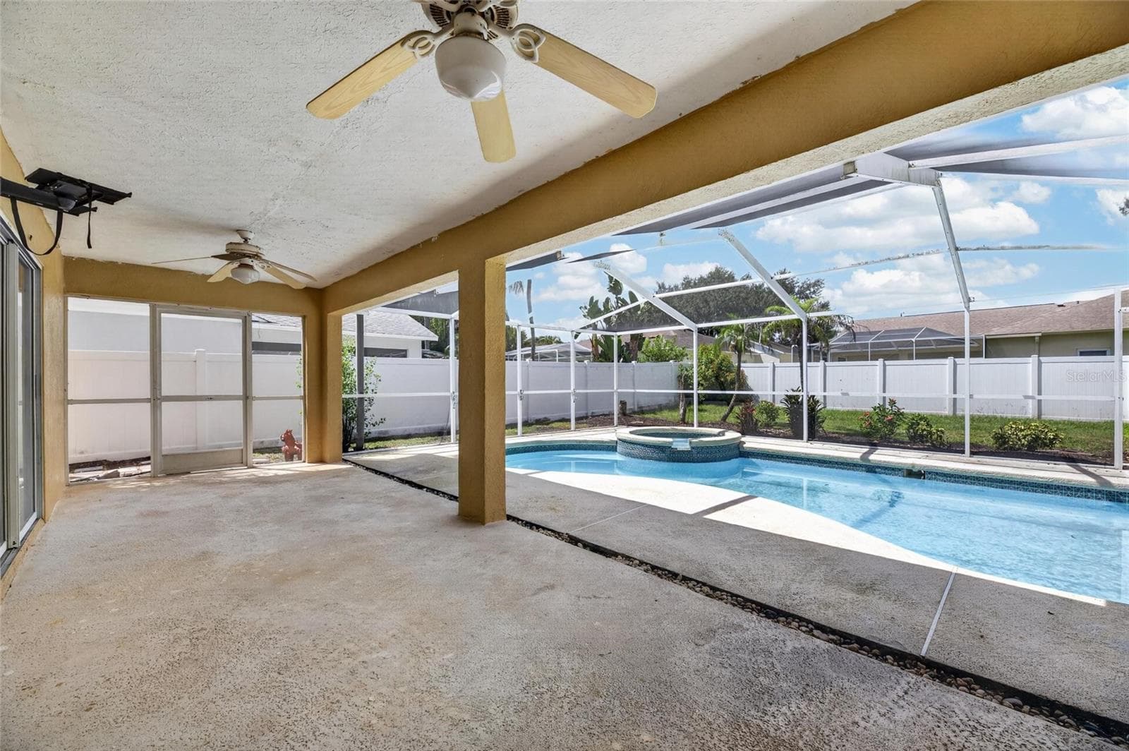 Single Family Residence at 4404 KENDAL CT, VALRICO, photo 56 of 91