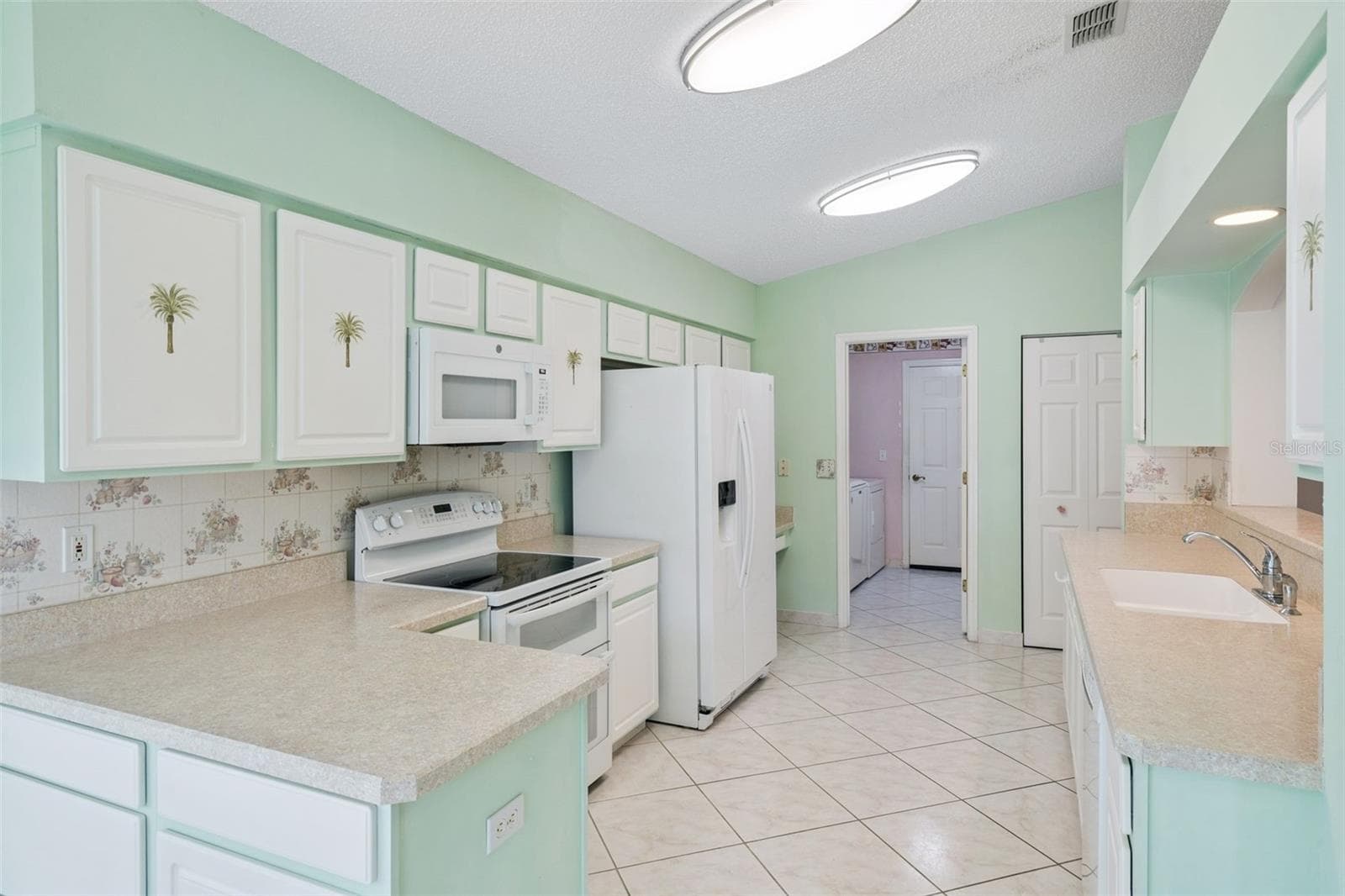 Single Family Residence at 439 GRAND VISTA TRL, LEESBURG, photo 18 of 79