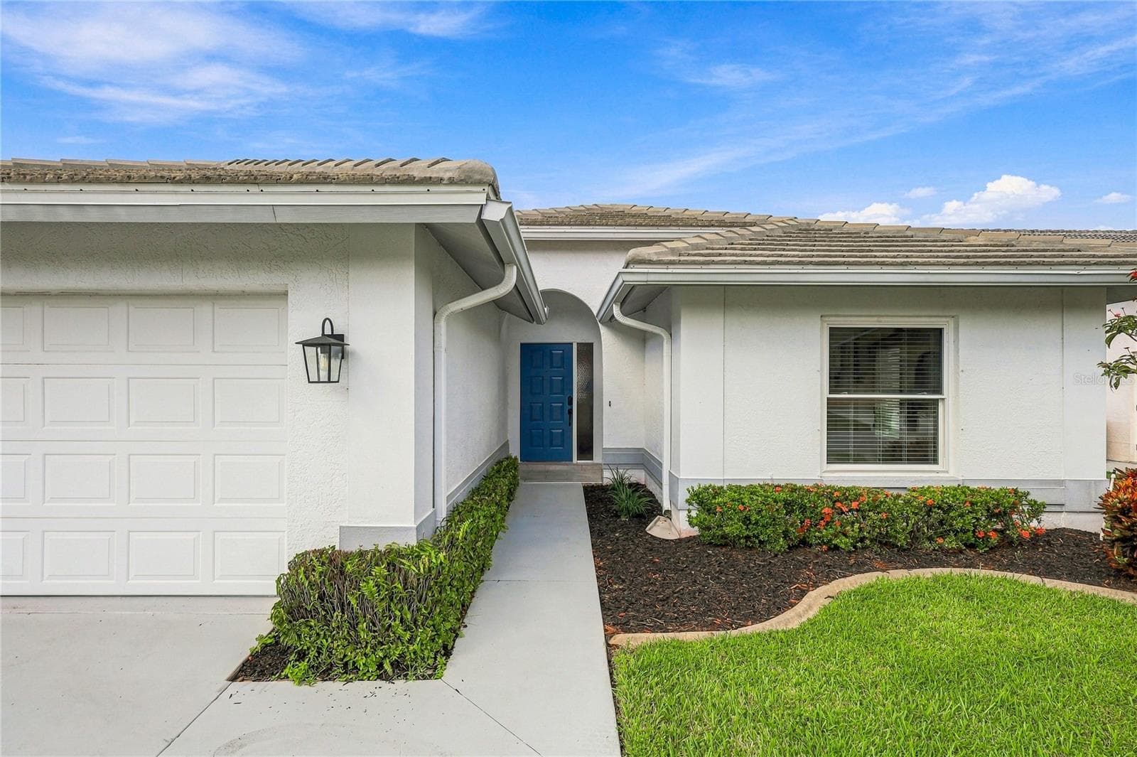 Single Family Residence at 5816 BEAURIVAGE AVE, SARASOTA, photo 3 of 37