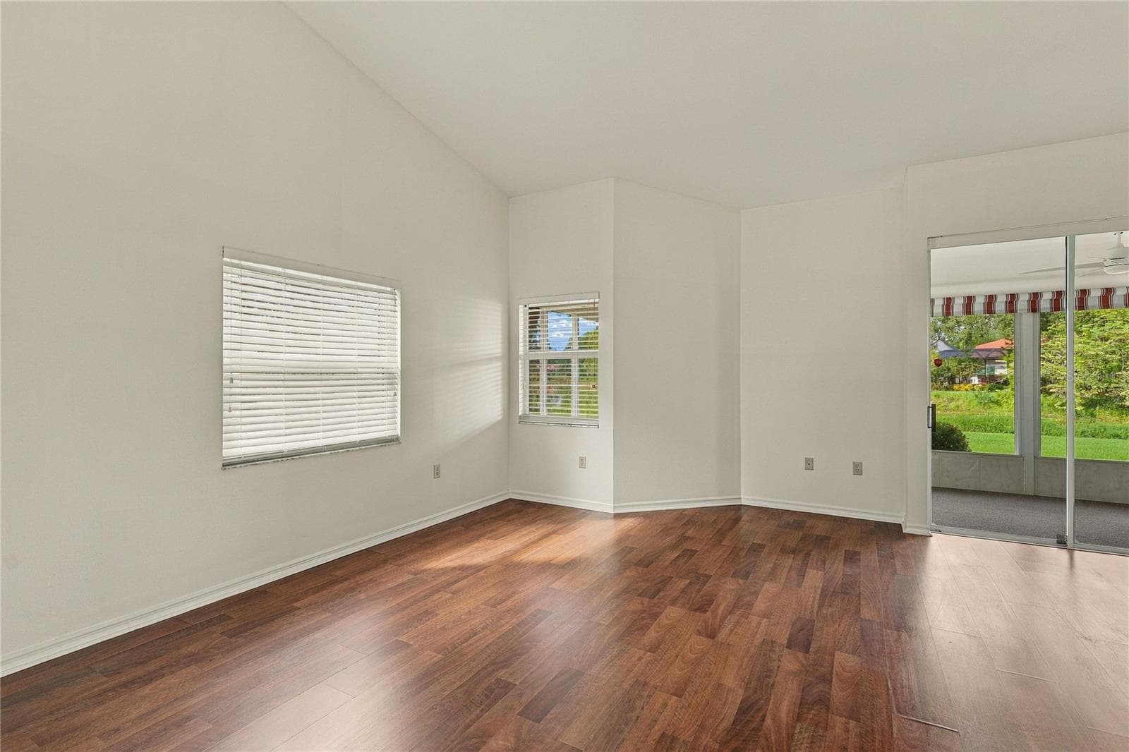 Single Family Residence at 5816 BEAURIVAGE AVE, SARASOTA, photo 12 of 37