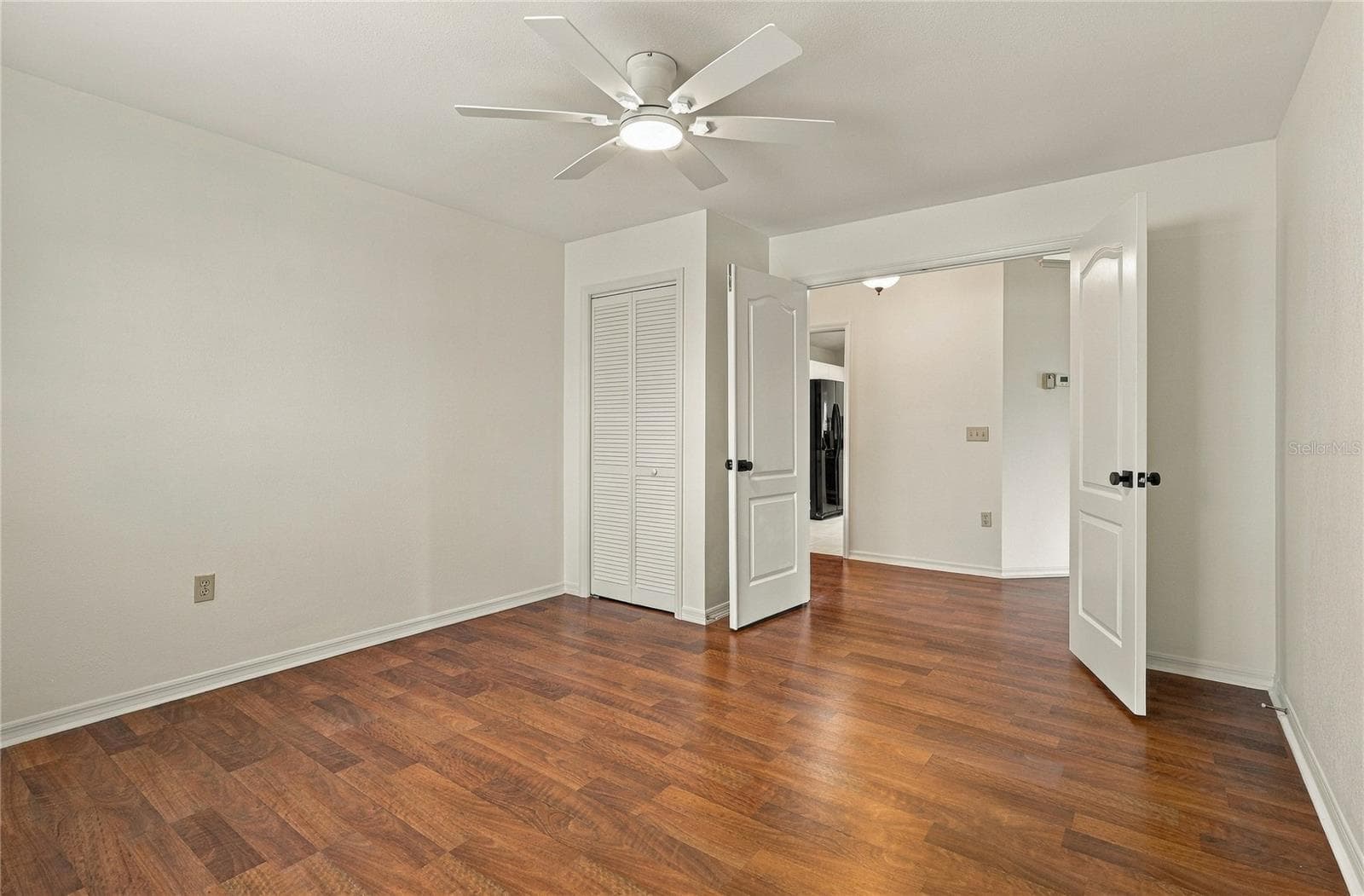 Single Family Residence at 5816 BEAURIVAGE AVE, SARASOTA, photo 32 of 37