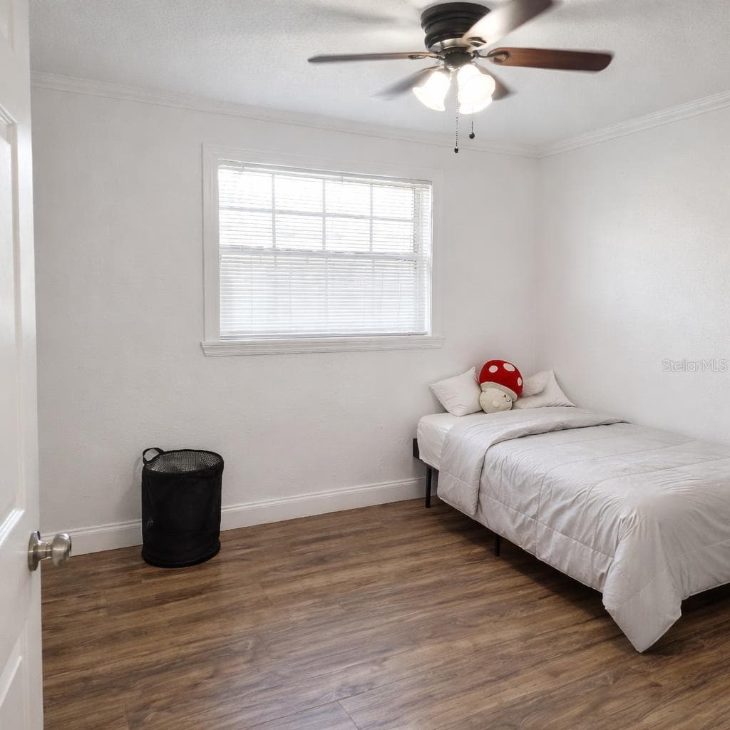 Single Family Residence at 1021 FAIRBURN AVE, CLEARWATER, photo 15 of 25