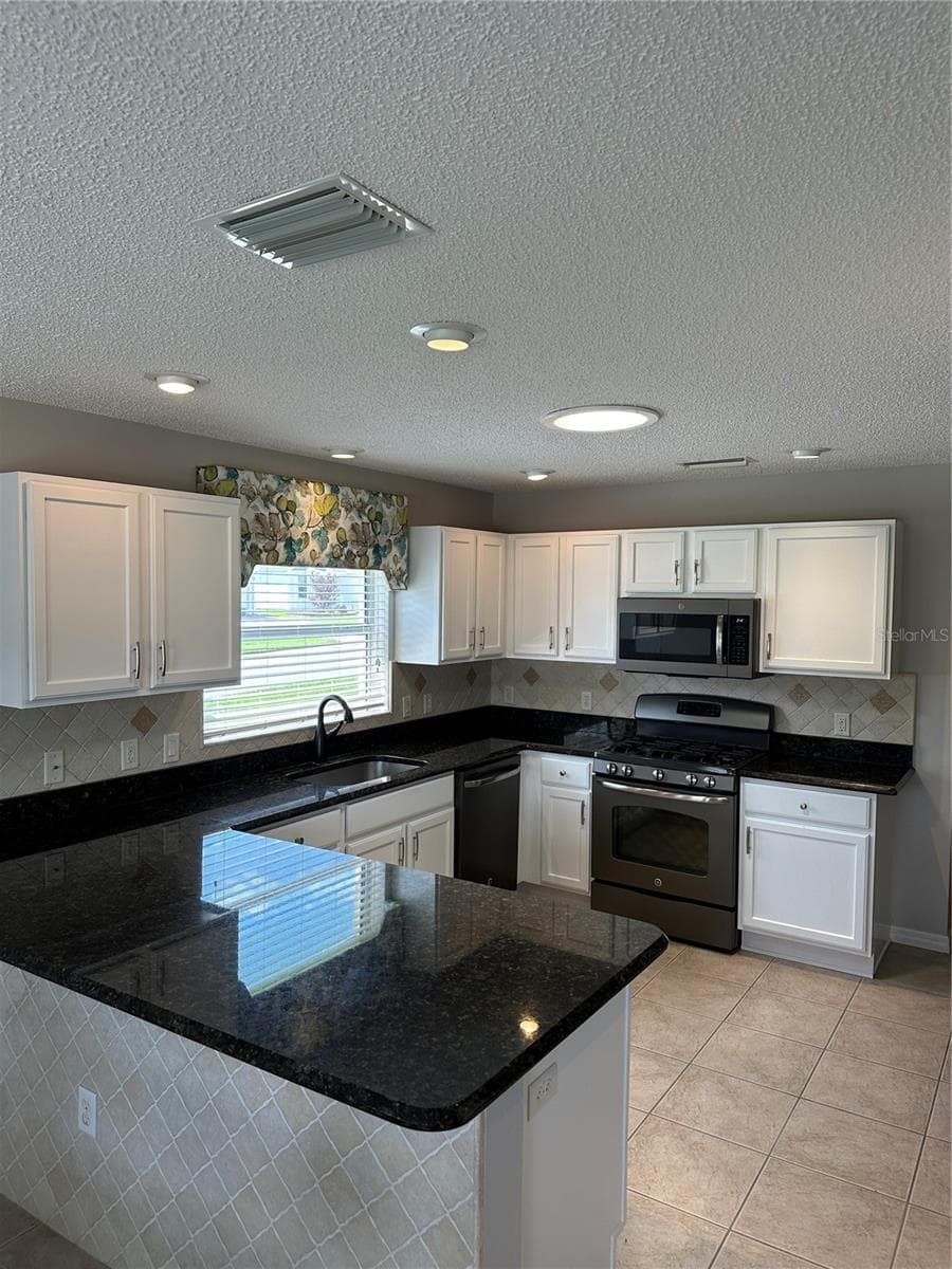 Kitchen - 8053 SE 171ST MCALPIN ST, THE VILLAGES