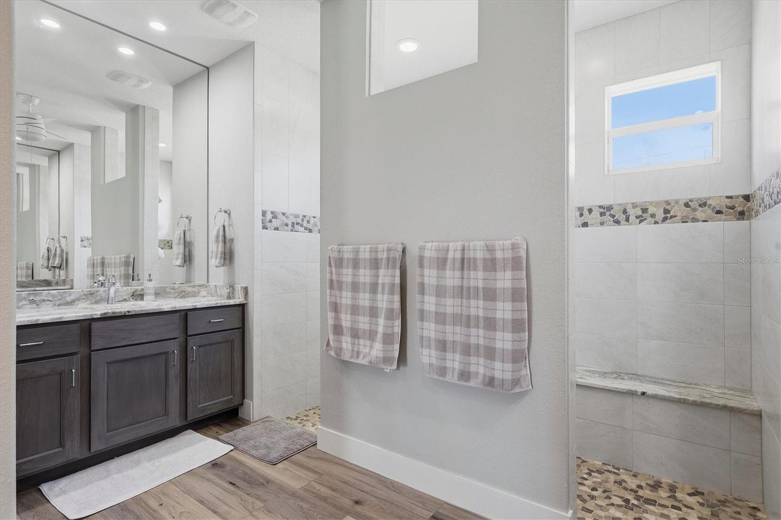 Single Family Residence at 10686 KEARSARGE CIR, PORT CHARLOTTE, photo 27 of 72