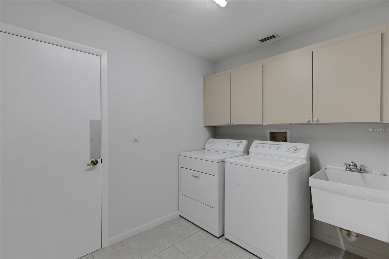 Inside Laundry Room - 4465 ATWOOD CAY CIR #12, SARASOTA