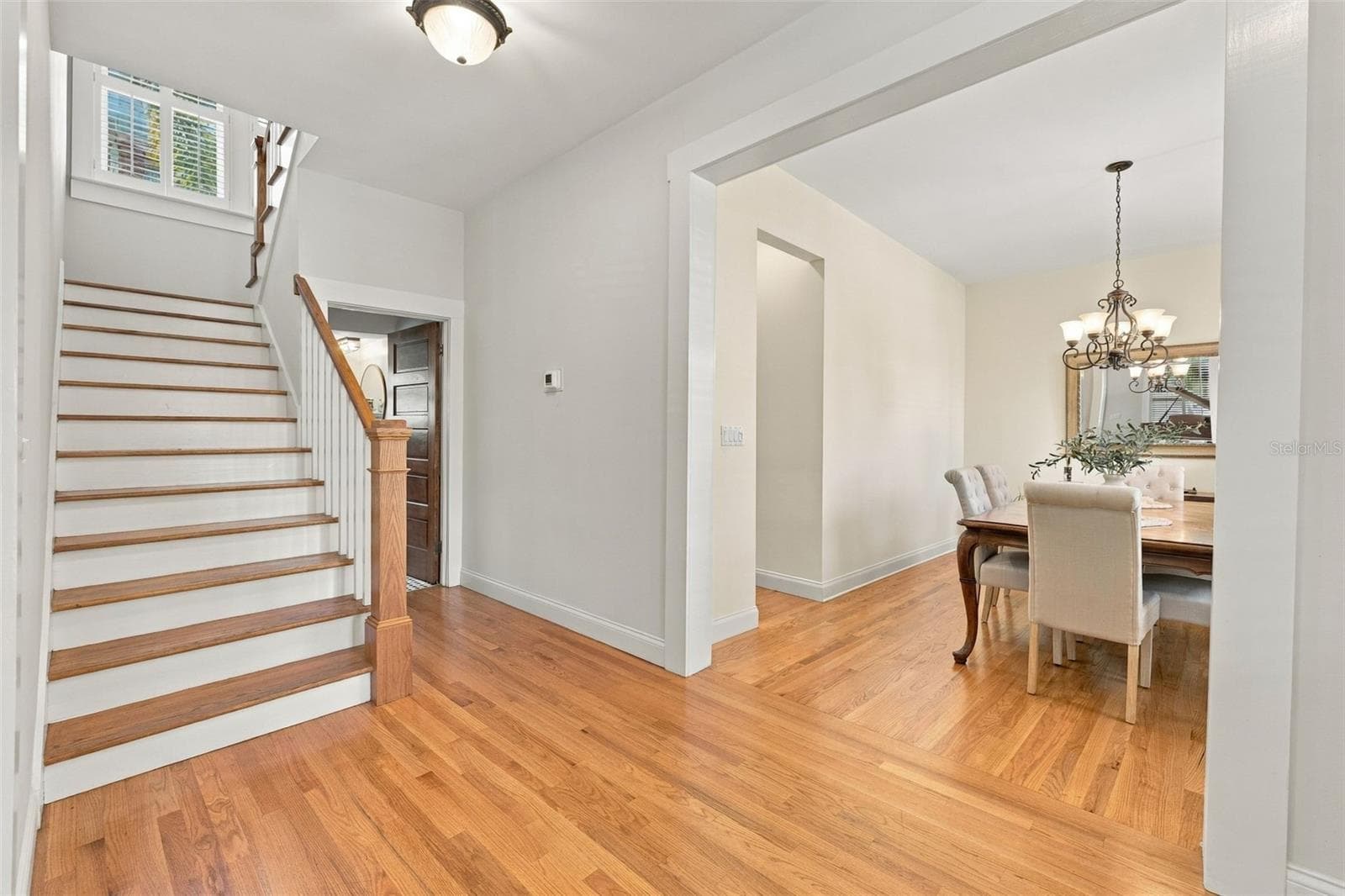 Stairs and Dining room - 1801 W HILLS AVE, TAMPA