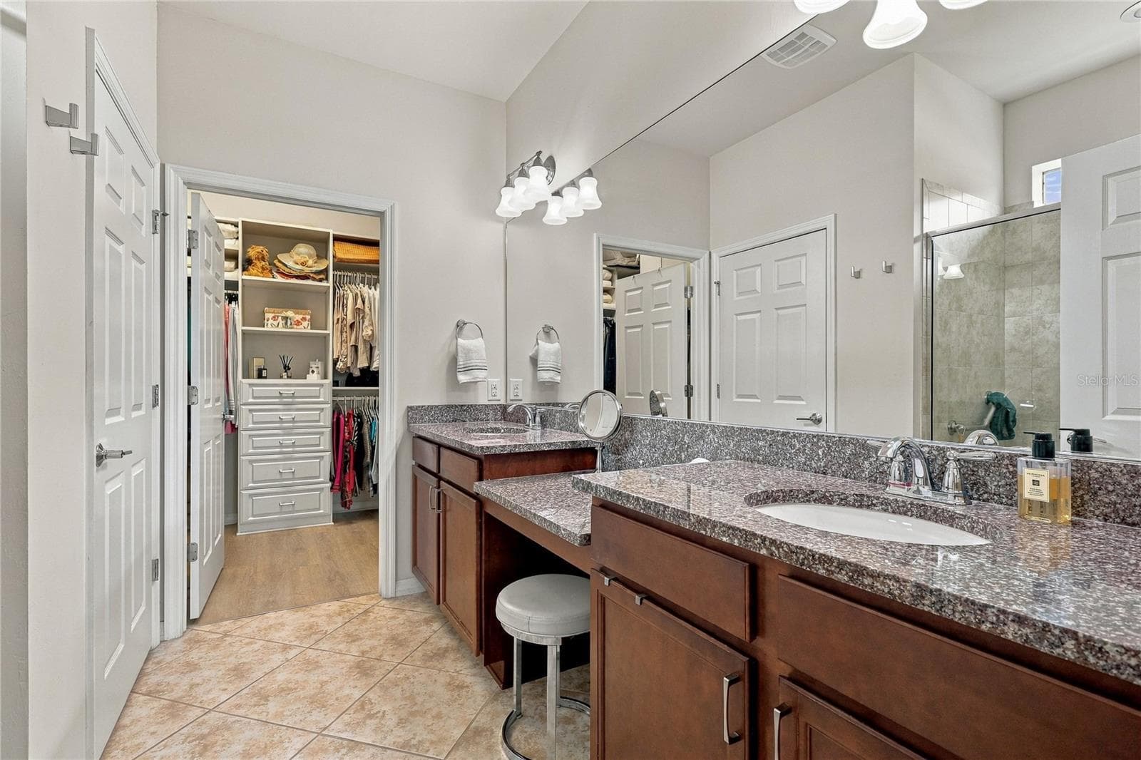 Single Family Residence at 11170 SANDHILL PRESERVE DR, SARASOTA, photo 22 of 37